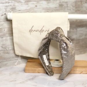 Platinum Silver Velvet Twist Knot Band